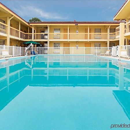 Days Inn By Wyndham Jacksonville Baymeadows Exteriör bild