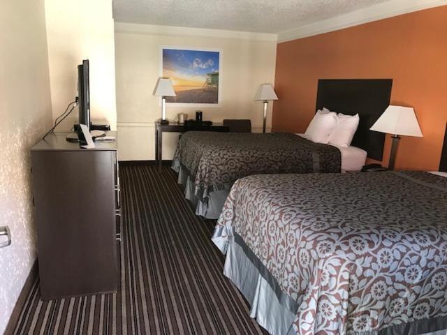 Days Inn By Wyndham Jacksonville Baymeadows Exteriör bild